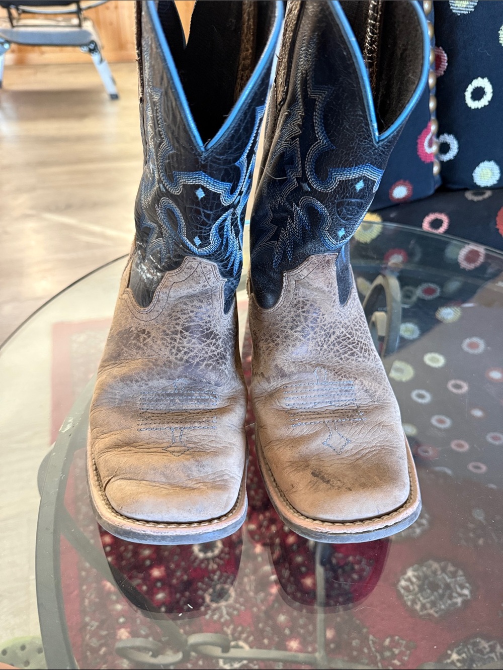 Ariat cowboy boots